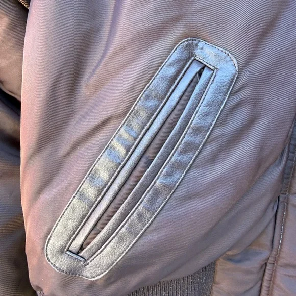 Y2K Rare Vintage Nelly’s Apple Bottoms Coat - Bling Gold Accents Down Size Large - Picture 12 of 16